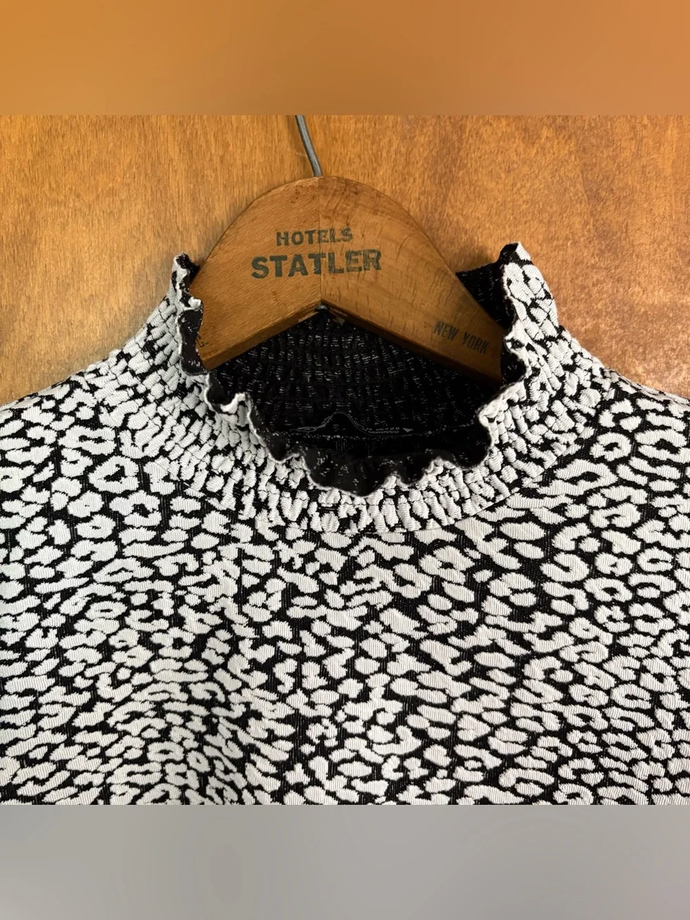Zara Black & White Leopard Print Puff Mock Neck Sleeve Blouse Top Office Preppy